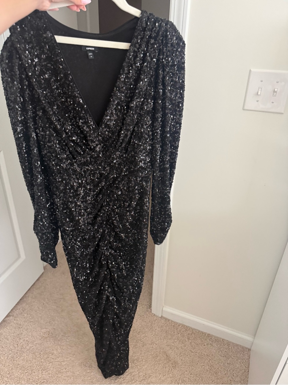 Express Black Sequin Long-Sleeve Ruched V-Neck Dress - Picture 1 of 3